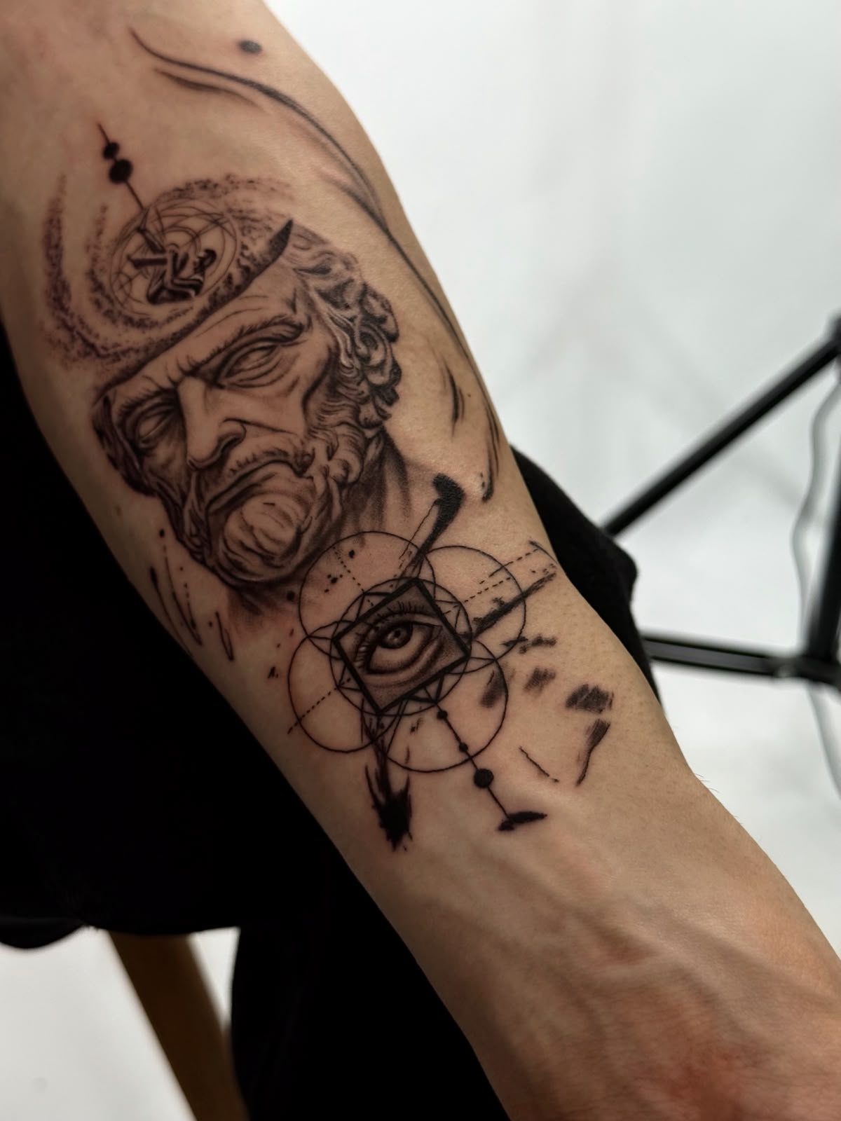 Abstract Microrealism dövme — Tunç Coşkun